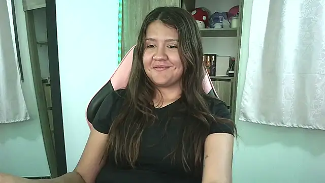 Oliviawatson1 online show from October 9, 2:12 am