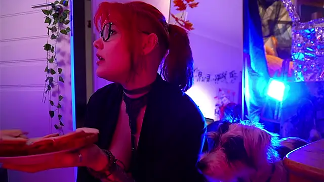 Snapshot of Sova173 chatting on November 30, 3:51 am Sova173 online show from November 30, 3:51 am