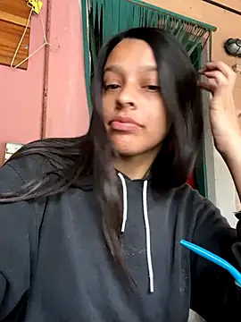 Snapshot of Evermorre chatting on November 29, 11:21 am Evermorre online show from November 29, 11:21 am