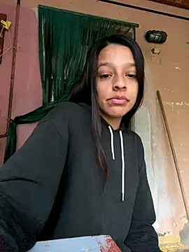 Snapshot of Evermorre chatting on November 30, 9:32 am Evermorre online show from November 30, 9:32 am