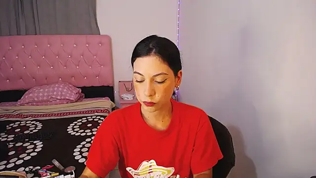 Snapshot of samanthadeluxe1 chatting on September 23, 5:20 pm samanthadeluxe1 online show from September 23, 5:20 pm