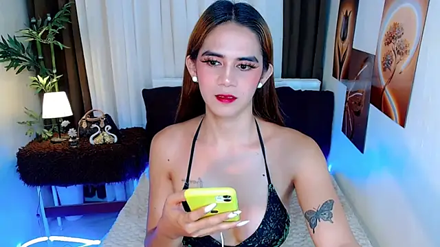 Snapshot of xPrecuioseChesca chatting on June 14, 1:57 am xPrecuioseChesca online show from June 14, 1:57 am