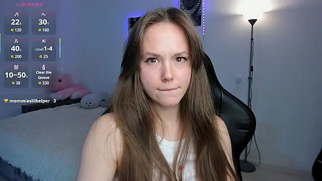 cute little ass online show from October 19, 1:03 pm