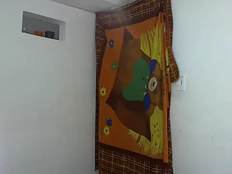 Snapshot of MeganAndMax@xh chatting on September 10, 1:37 am MeganAndMaxxh online show from September 10, 1:37 am