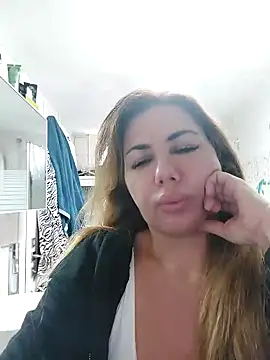 Snapshot of Alisasex@xh chatting on December 7, 2:08 pm Alisasexxh online show from December 7, 2:08 pm