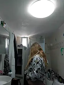 Alisasexxh online show from March 3, 8:54 am