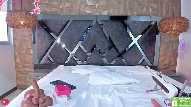 Selene  Lopez  online show from March 27, 7:48 pm