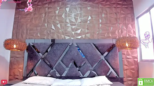 Selene  Lopez  online show from March 22, 7:48 pm