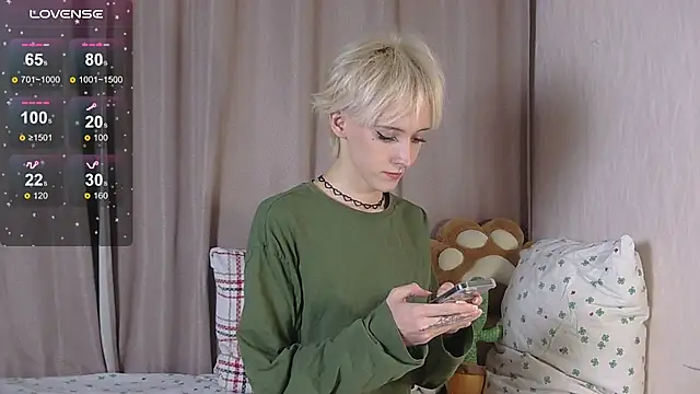 NextVibe  online show from February 10, 7:02 pm