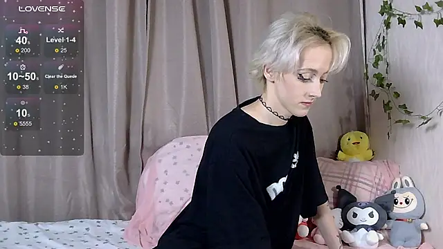 Snapshot of NextVibe_ chatting on November 24, 5:13 pm NextVibe online show from November 24, 5:13 pm