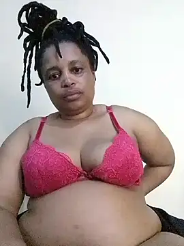 Snapshot of Prettyboobiesx chatting on November 6, 10:47 pm Prettyboobiesx online show from November 6, 10:47 pm