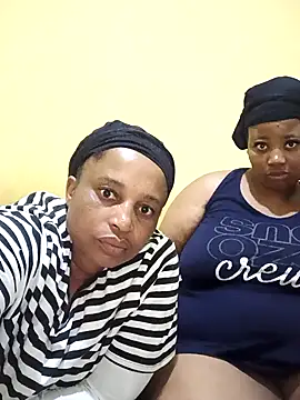 Prettyboobiesx online show from January 14, 10:13 pm