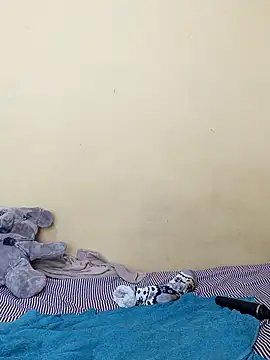 Prettyboobiesx online show from April 15, 6:41 am