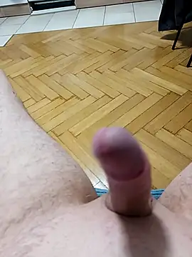 Loneguy111 online show from October 21, 12:48 pm