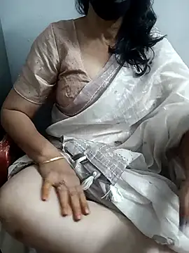 Snapshot of ammala_honey chatting on September 11, 3:01 pm ammala honey online show from September 11, 3:01 pm
