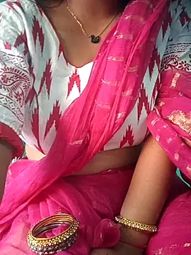 Snapshot of yoursexy_rumi chatting on November 8, 8:18 am yoursexy rumi online show from November 8, 8:18 am