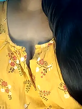 Snapshot of yoursexy_rumi chatting on November 12, 1:48 pm yoursexy rumi online show from November 12, 1:48 pm