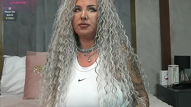 Sierra Quinn online show from February 12, 9:14 pm