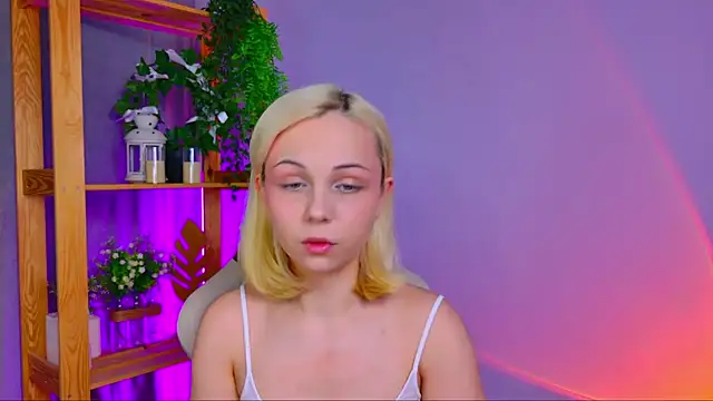 Charlotte Colinss online show from March 13, 4:06 am