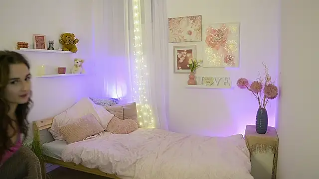 Annita Grey online show from November 9, 8:13 pm