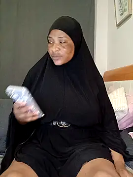 Sweetbxxx24 online show from March 15, 10:50 pm