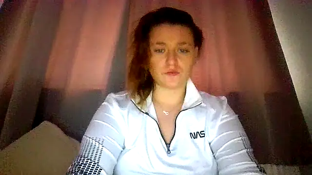 Snapshot of RUBY-ROSE-SWINGS chatting on October 29, 12:15 pm RUBY-ROSE-SWINGS online show from October 29, 12:15 pm