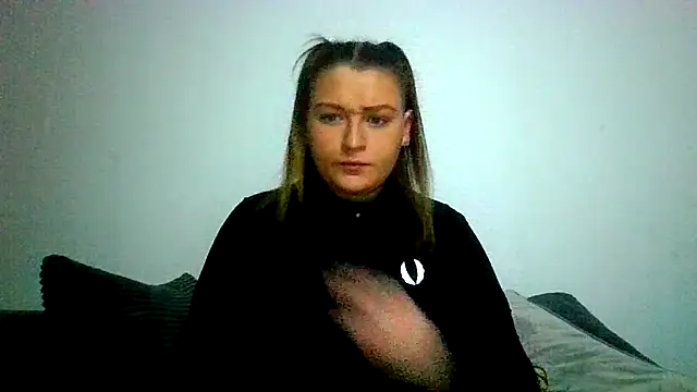 Snapshot of RUBY-ROSE-SWINGS chatting on October 25, 6:56 am RUBY-ROSE-SWINGS online show from October 25, 6:56 am