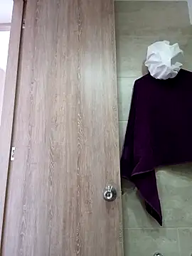 Snapshot of DiosaFortuna chatting on November 5, 1:14 pm DiosaFortuna online show from November 5, 1:14 pm