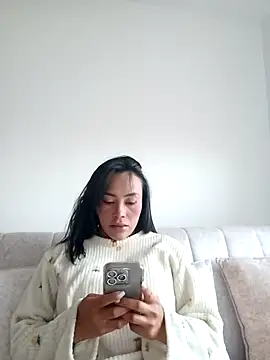 Snapshot of DiosaFortuna chatting on December 14, 11:05 am DiosaFortuna online show from December 14, 11:05 am