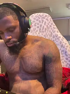 Snapshot of StandOnthatboy chatting on March 21, 4:55 pm StandOnthatboy online show from March 21, 4:55 pm