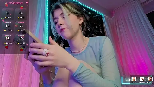 Miko Meow online show from May 26, 5:55 pm