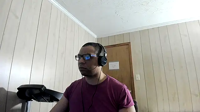 NaturalBeautyQueen online show from July 4, 2:32 pm