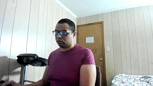 NaturalBeautyQueen online show from July 24, 9:11 pm