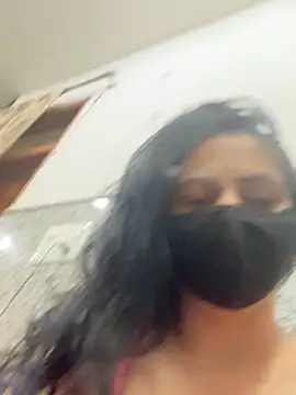 SashaPatel online show from April 7, 1:46 pm