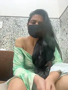 SashaPatel online show from April 18, 2:41 pm