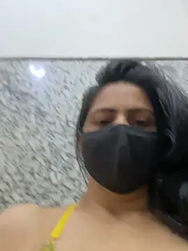 SashaPatel online show from May 5, 10:29 am