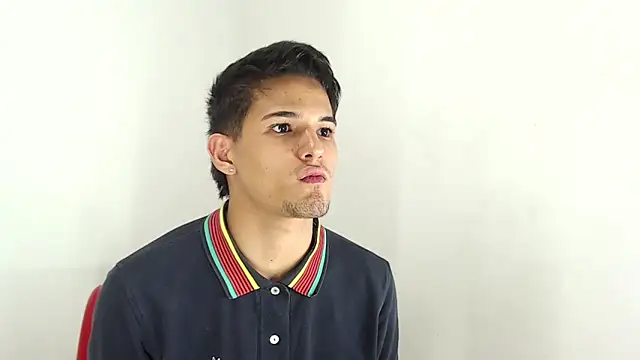 Alex mojica online show from March 1, 6:13 am