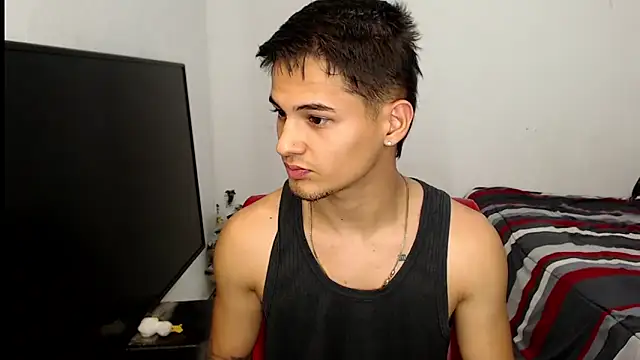 Alex mojica online show from February 19, 6:10 am