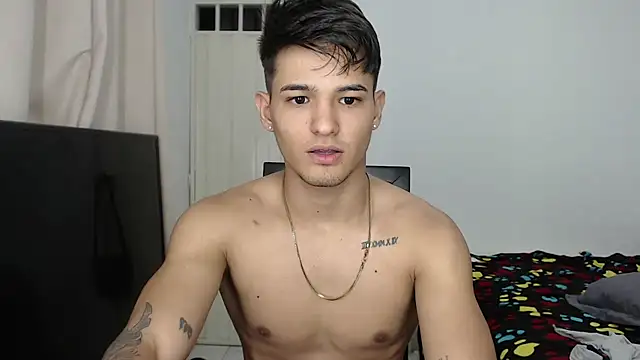 Alex mojica online show from September 20, 9:25 am