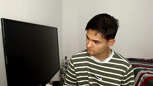 Alex mojica online show from February 20, 6:10 am