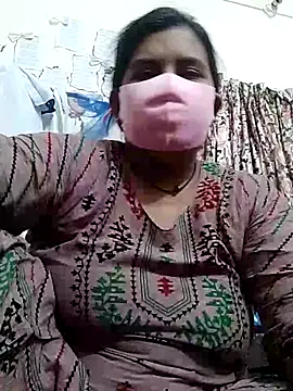 Snapshot of nila-aktar chatting on September 10, 11:37 pm nila-aktar online show from September 10, 11:37 pm