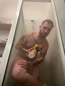 Snapshot of kashume- chatting on February 12, 4:51 pm kashume- online show from February 12, 4:51 pm