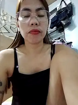 Deliciousgirl14 online show from October 11, 1:34 pm