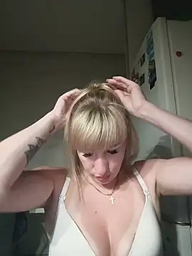 Snapshot of babyjessi chatting on July 24, 7:54 pm babyjessi online show from July 24, 7:54 pm
