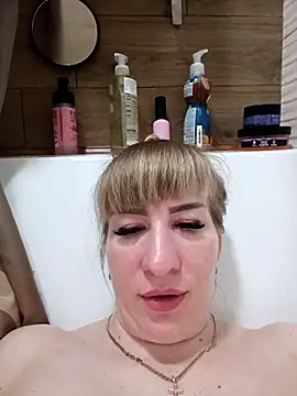 babyjessi online show from April 6, 8:32 pm
