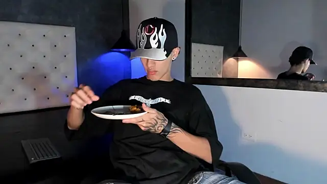  realwav online show from December 19, 7:55 am