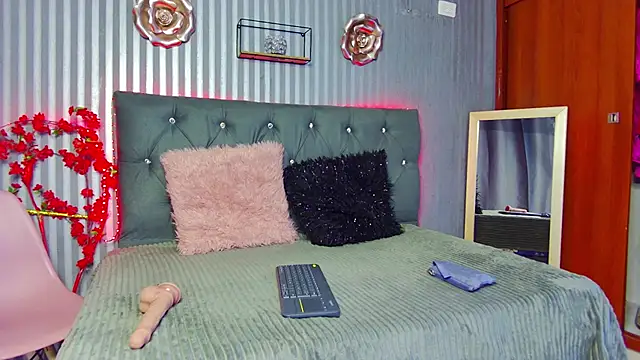 geminis milf online show from October 15, 6:49 pm