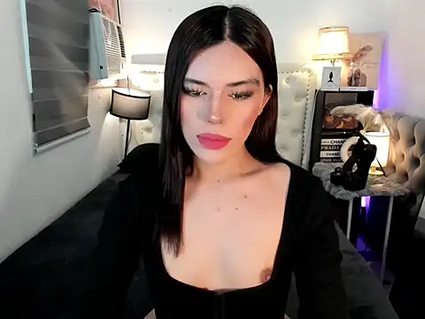 naughtyandreaxx online show from January 14, 7:17 pm