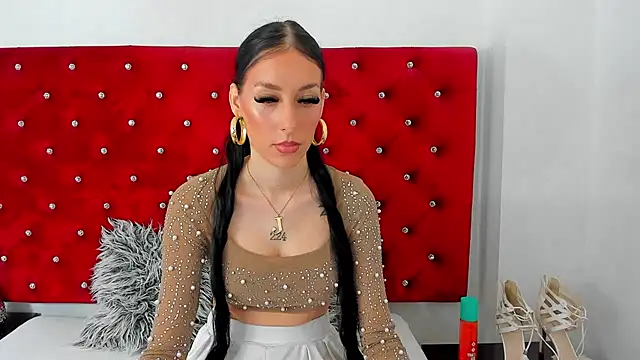 PleasureJasmine online show from October 9, 7:20 am