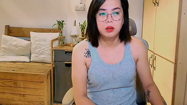 moriliciousxxx online show from April 5, 12:39 am